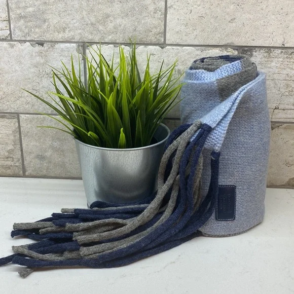 Coach Wool Scarf - Picture 2 of 8